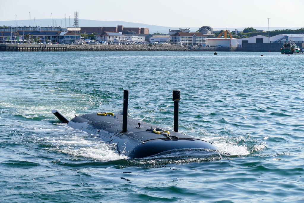 Infleqtion and Royal Navy Demonstrate World’s First Quantum Optical Clock on Underwater Autonomous Submarine to advance GPS-Free Navigation